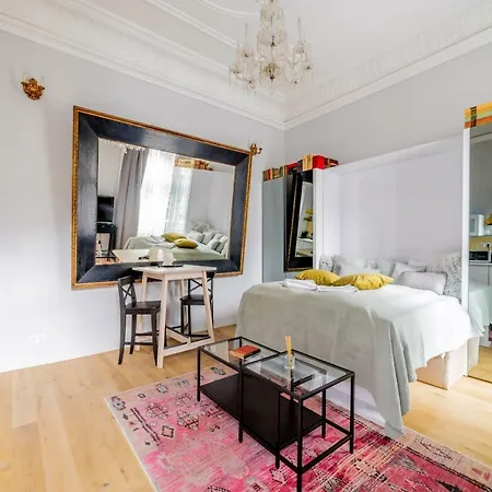 Luxury Parkside